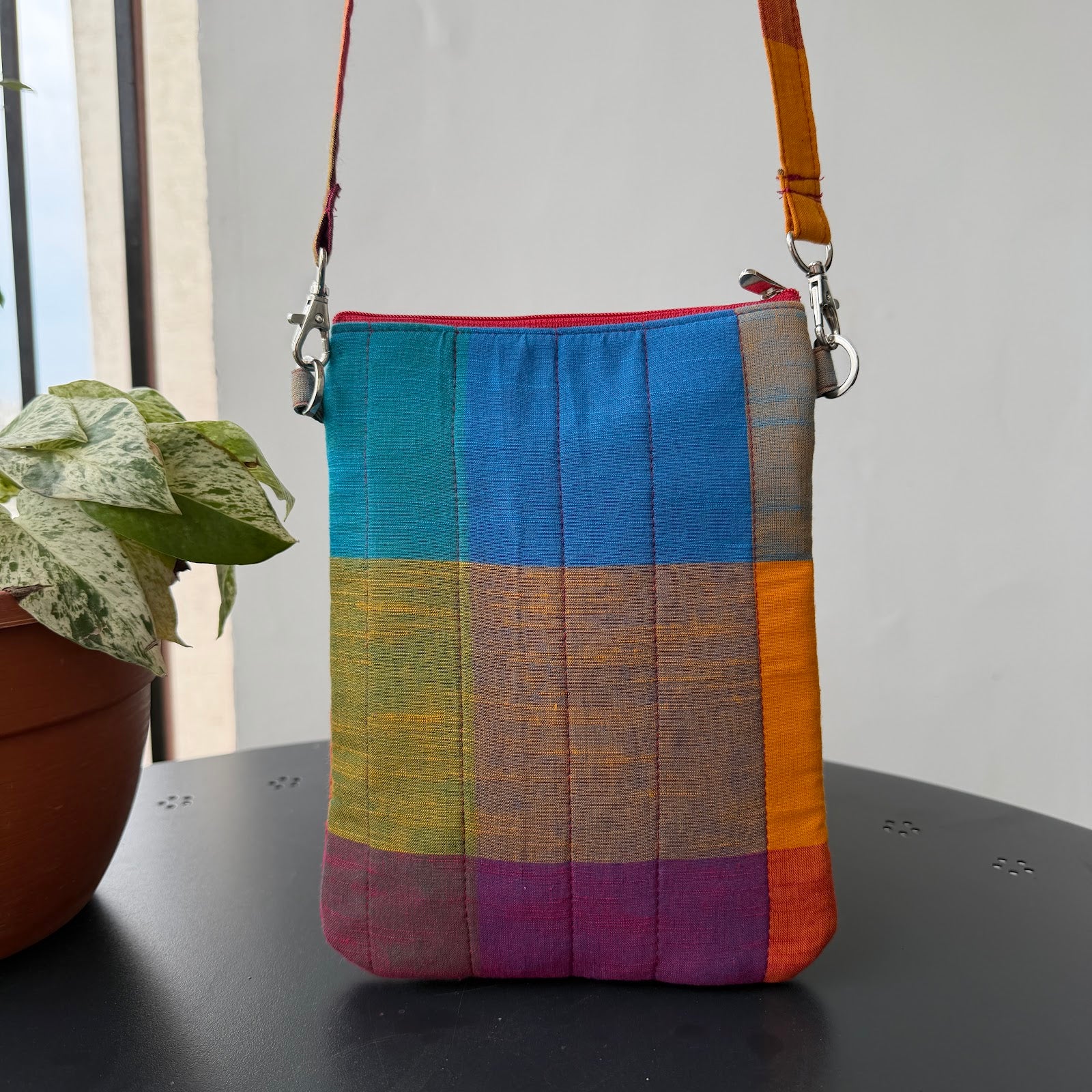 Cross body bags