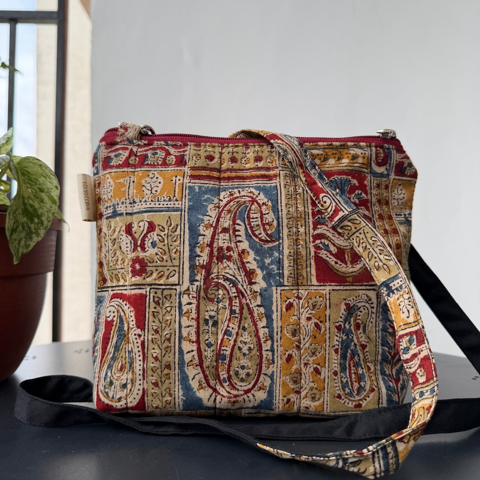 Cross body bags