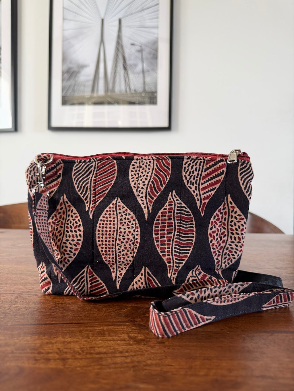 Cross body bags