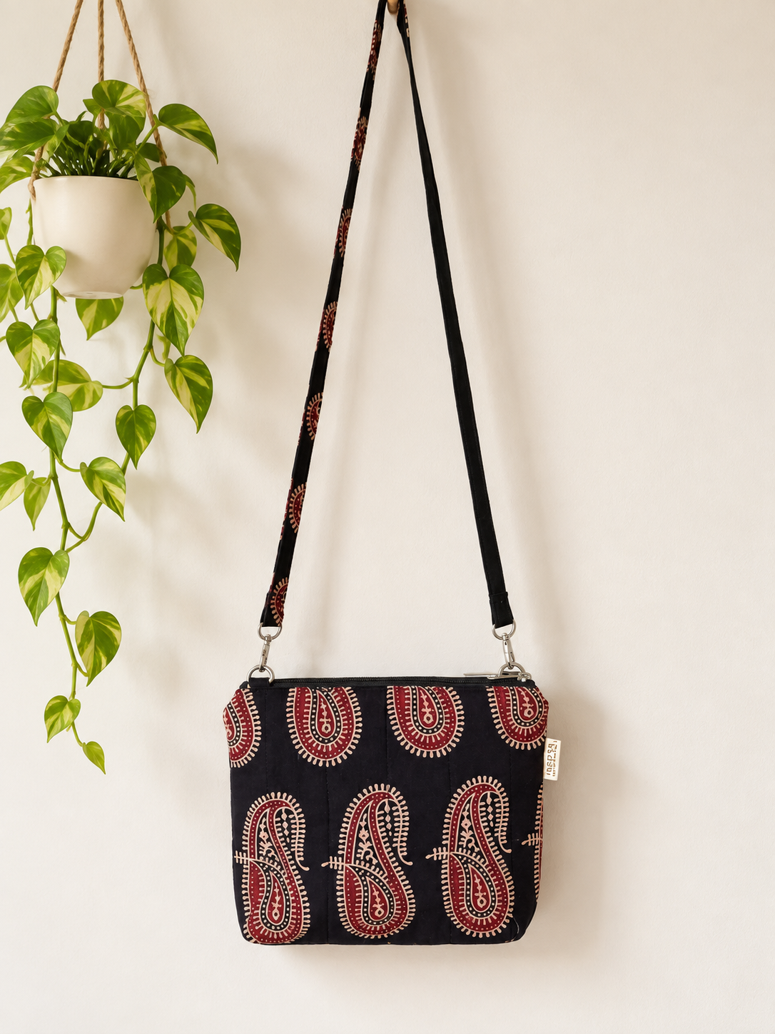 Cross body bags