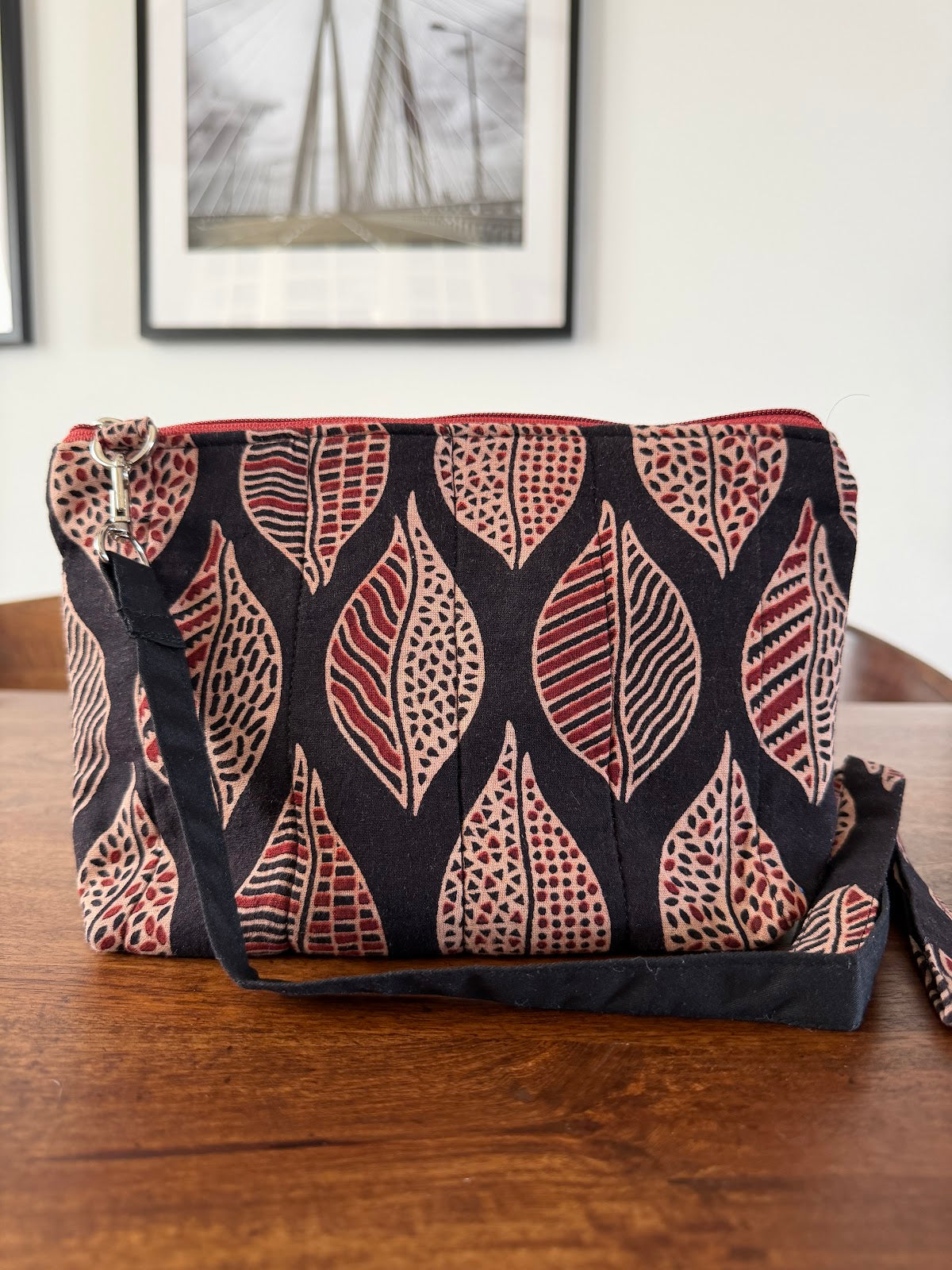 Cross body bags