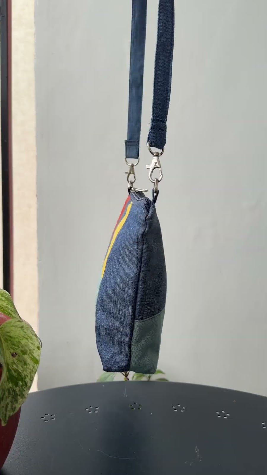 Cross body bags