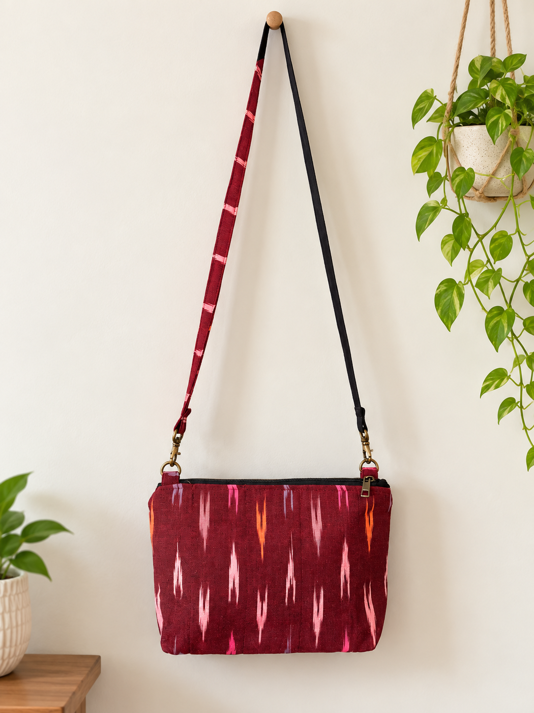 Cross body bags
