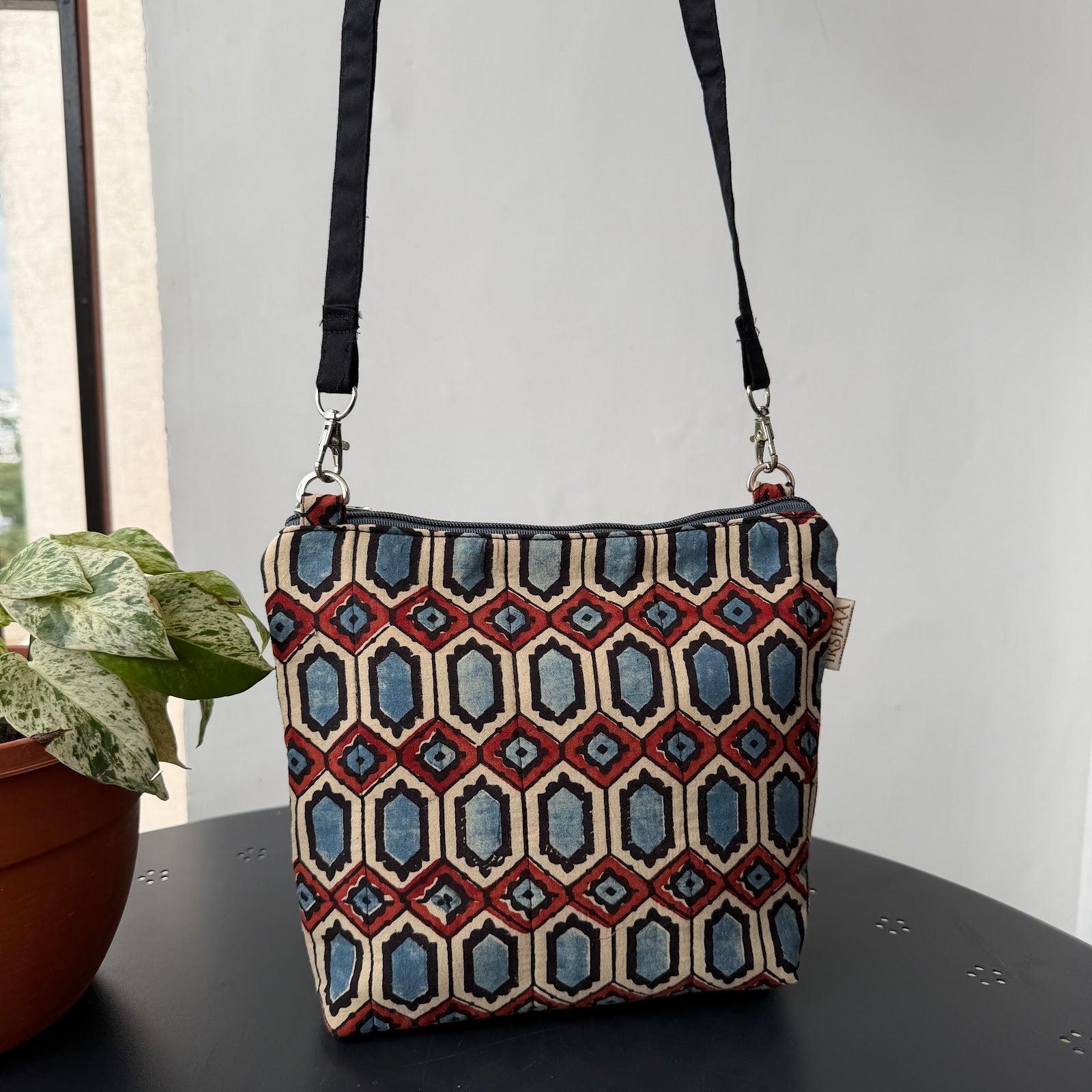 Cross body bags
