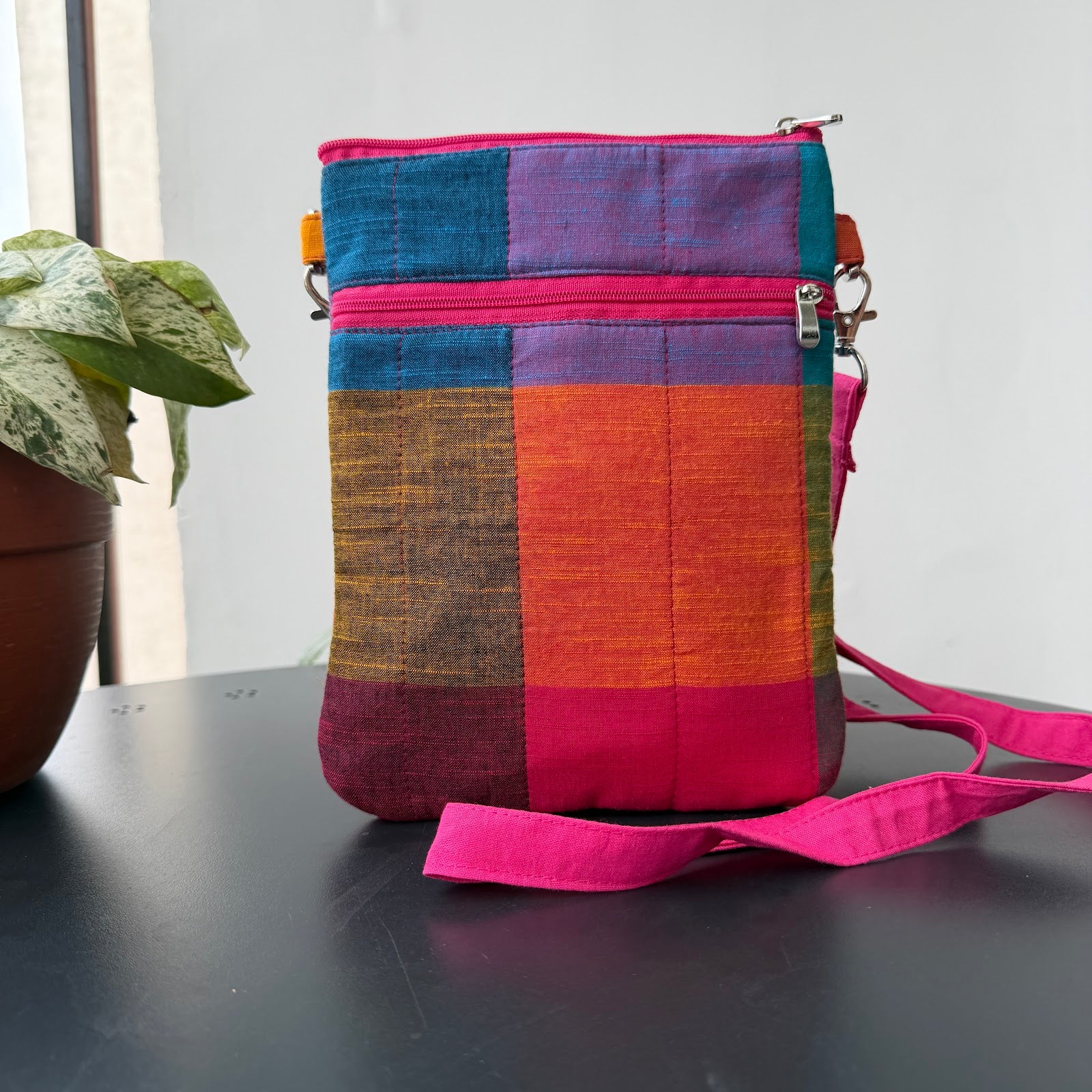 Cross body bags