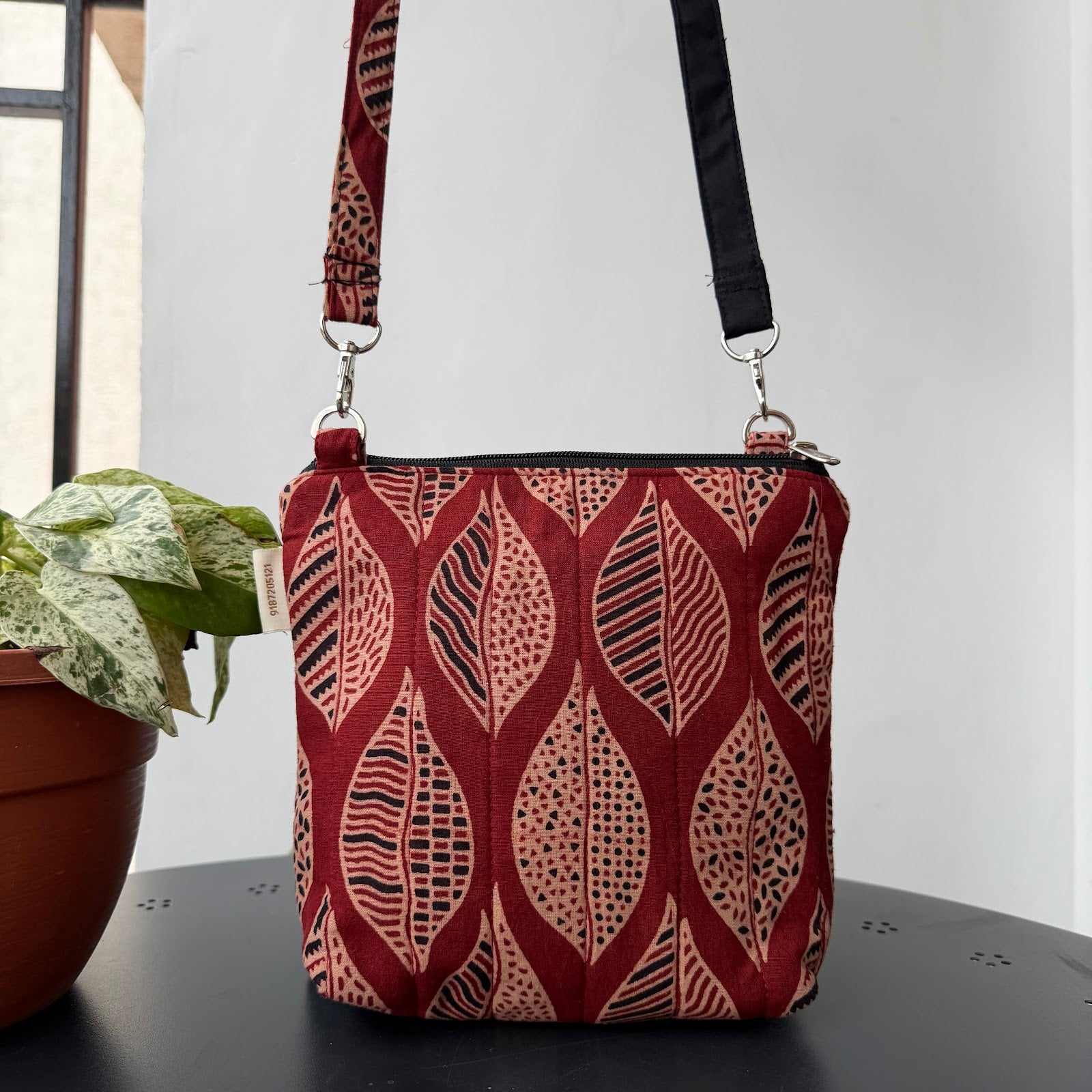 Cross body bags