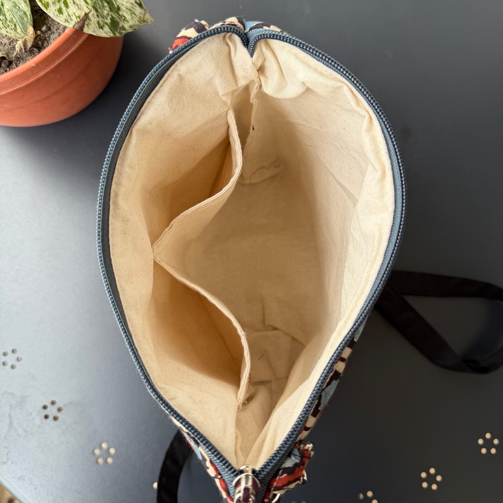 Cross body bags
