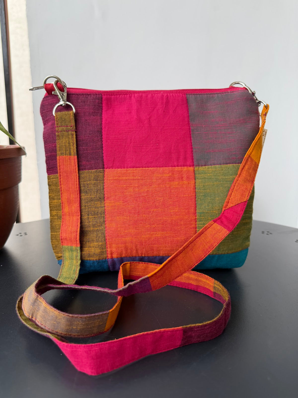 Cross body bags