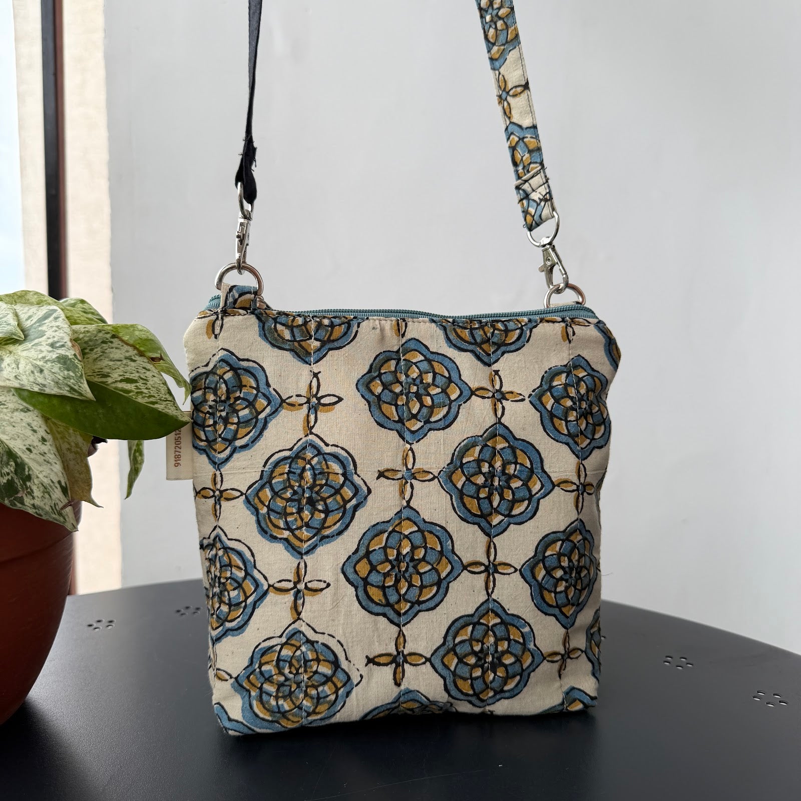 Cross body bags