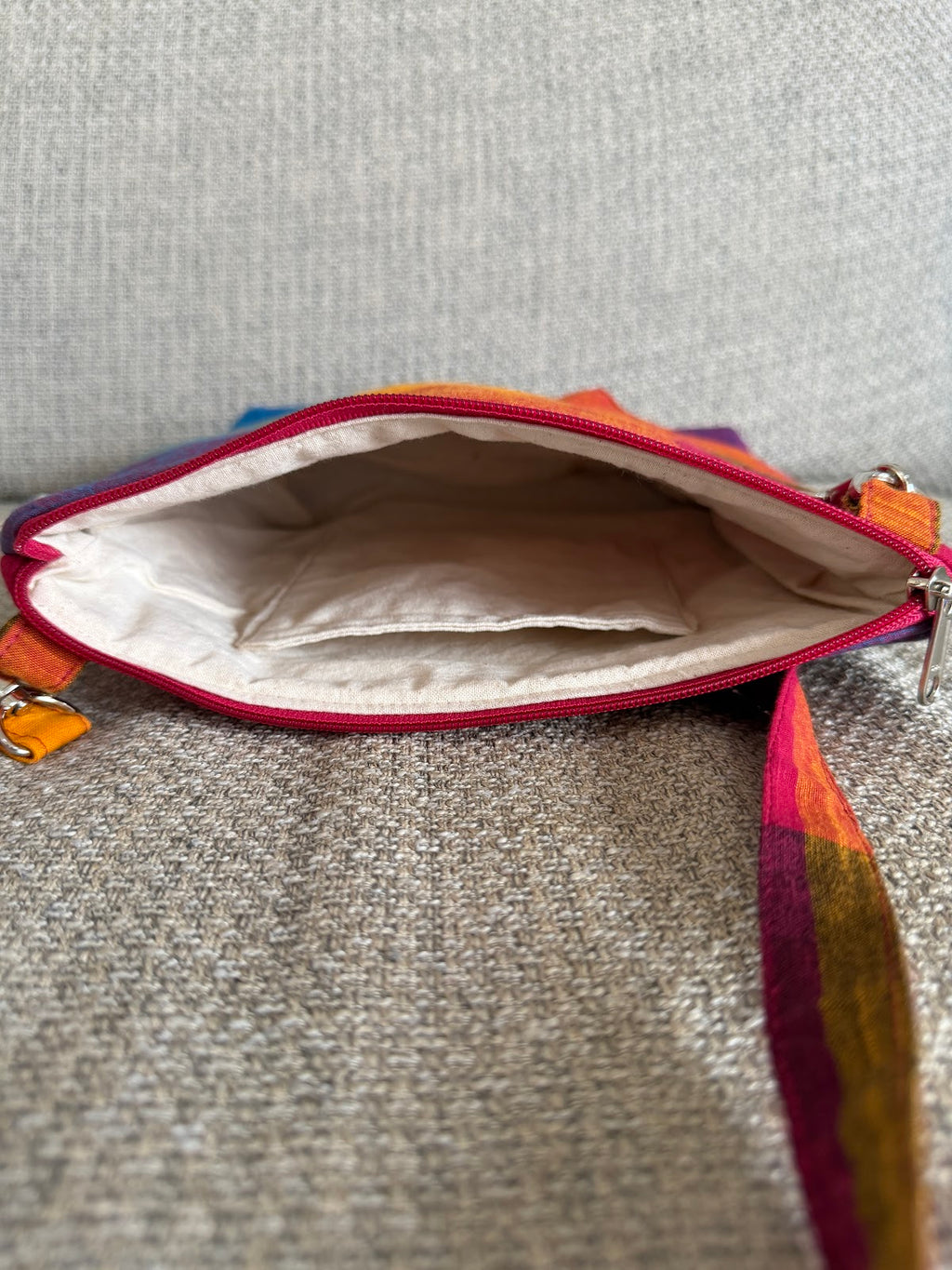Cross body bags