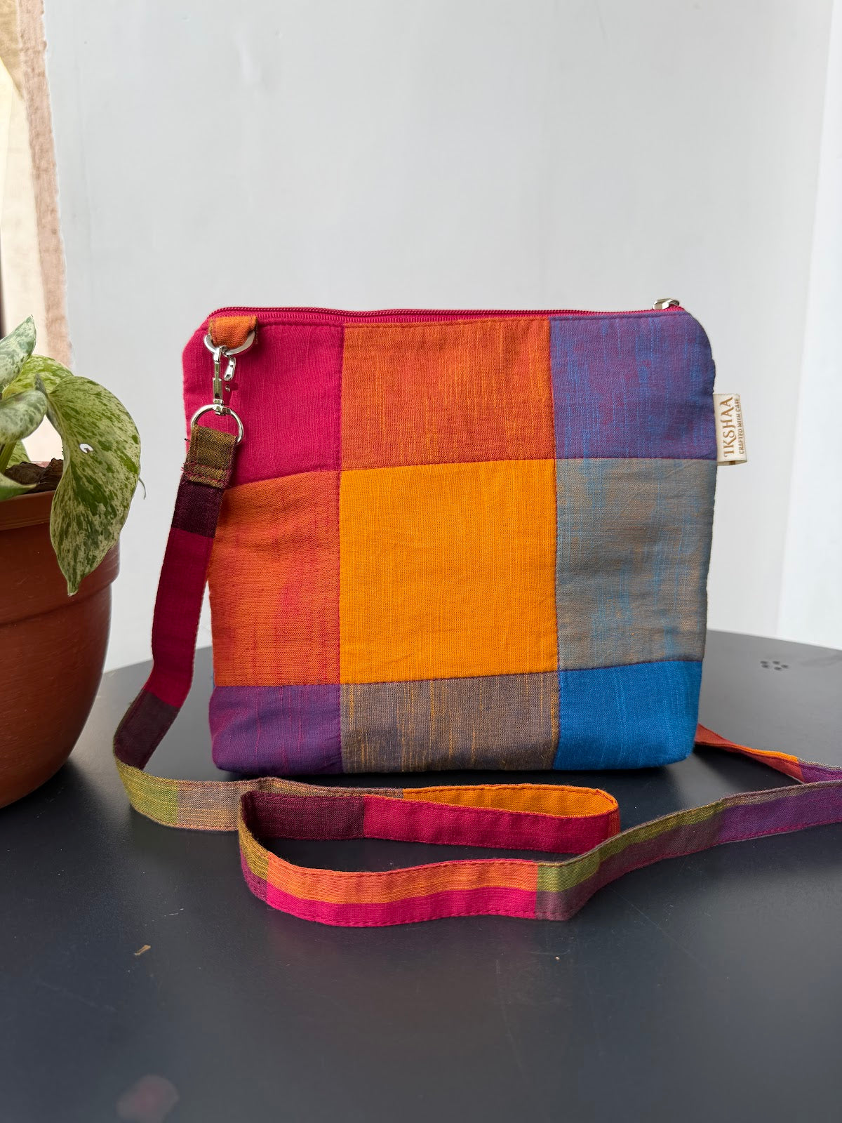 Cross body bags