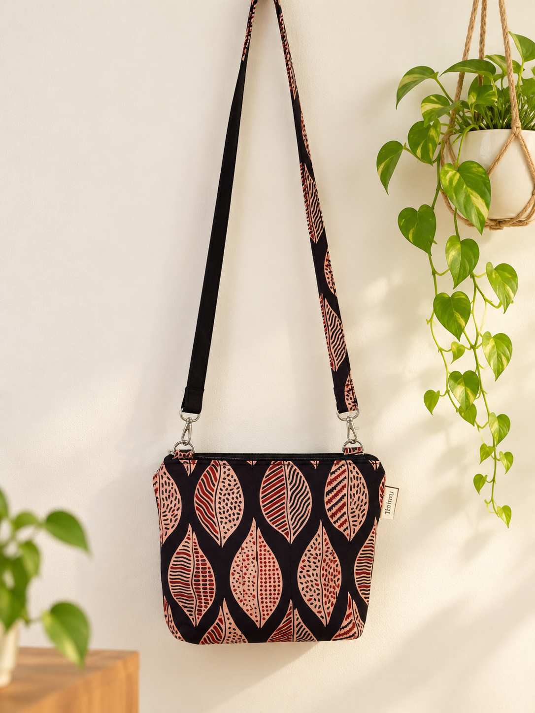 Cross body bags