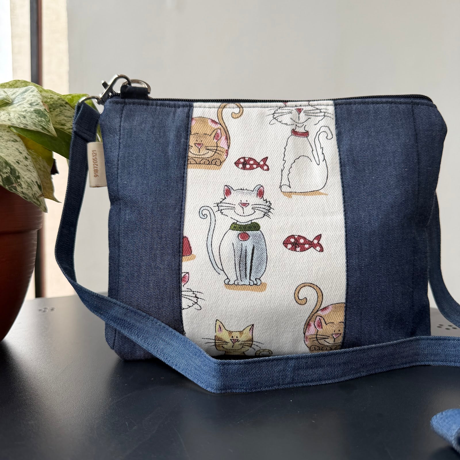 Cross body bags
