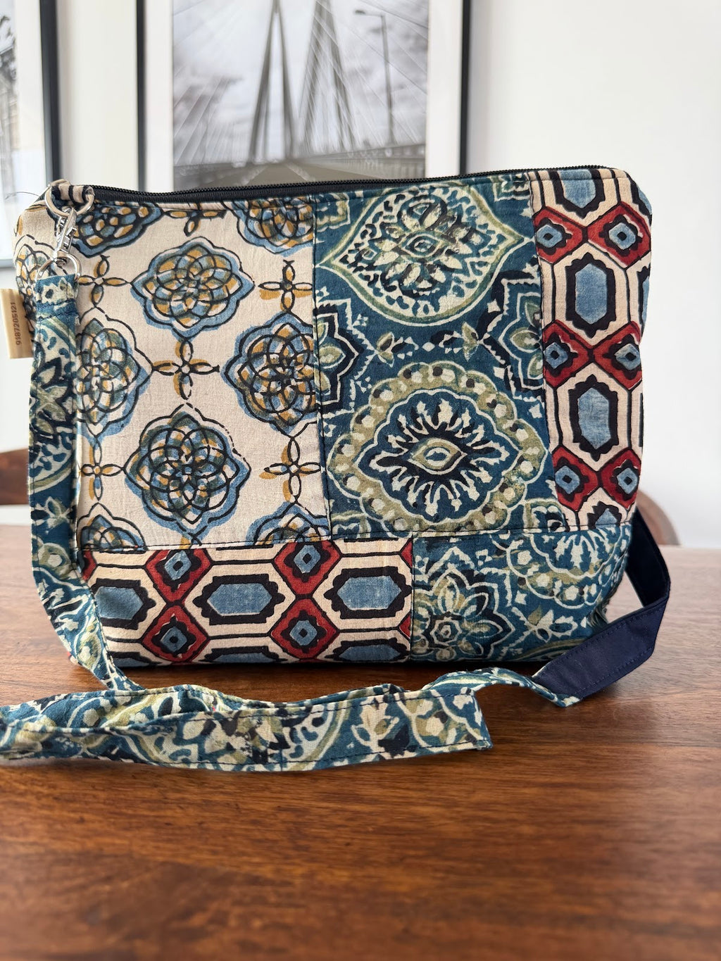 Cross body bags
