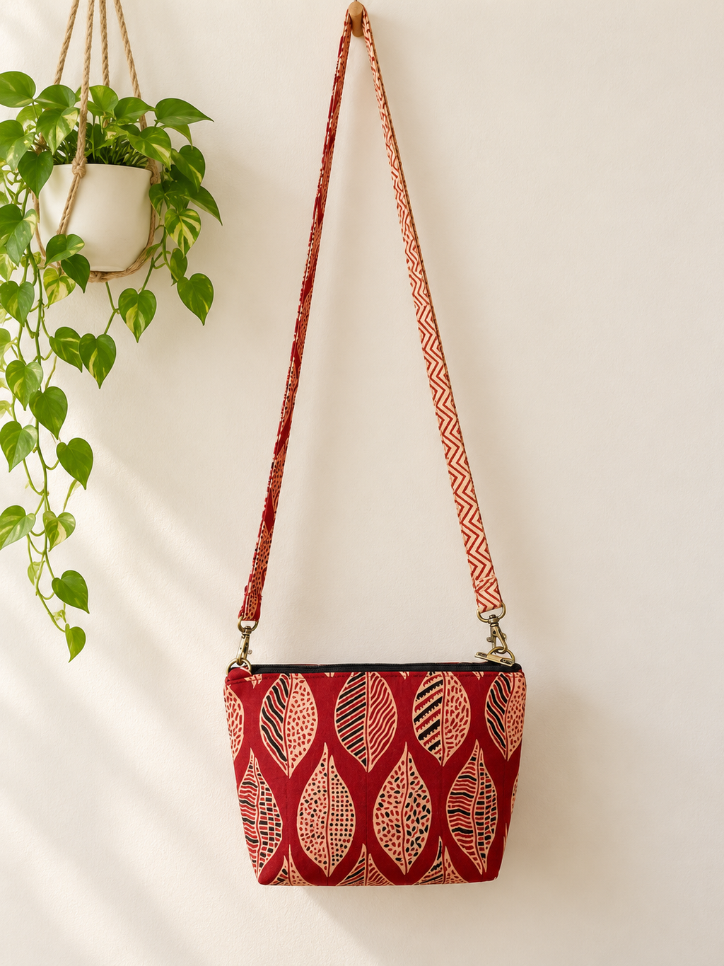 Cross body bags
