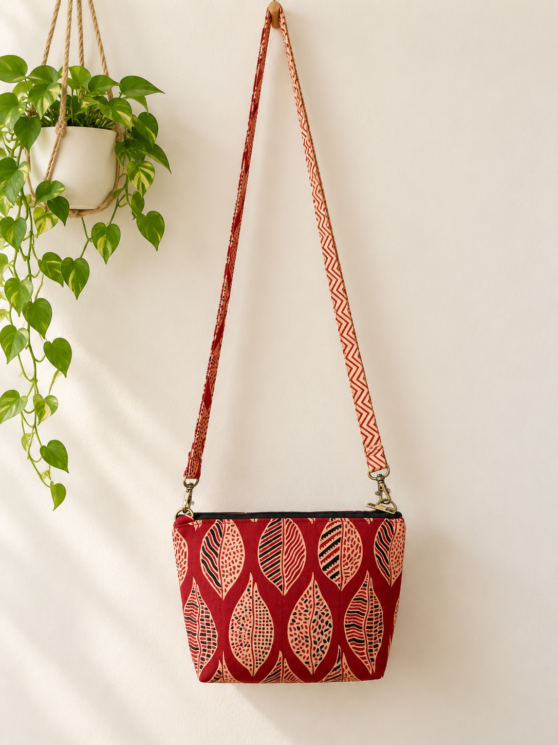 Cross body bags