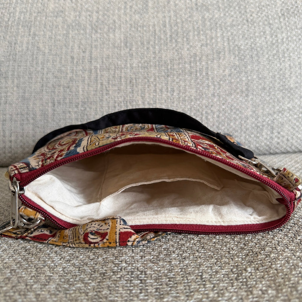 Cross body bags