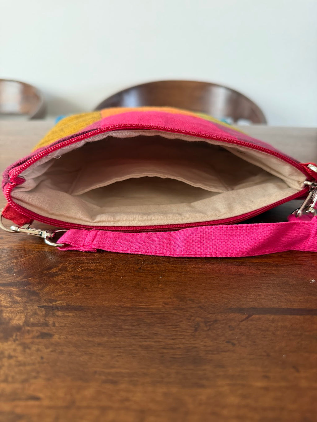 Cross body bags