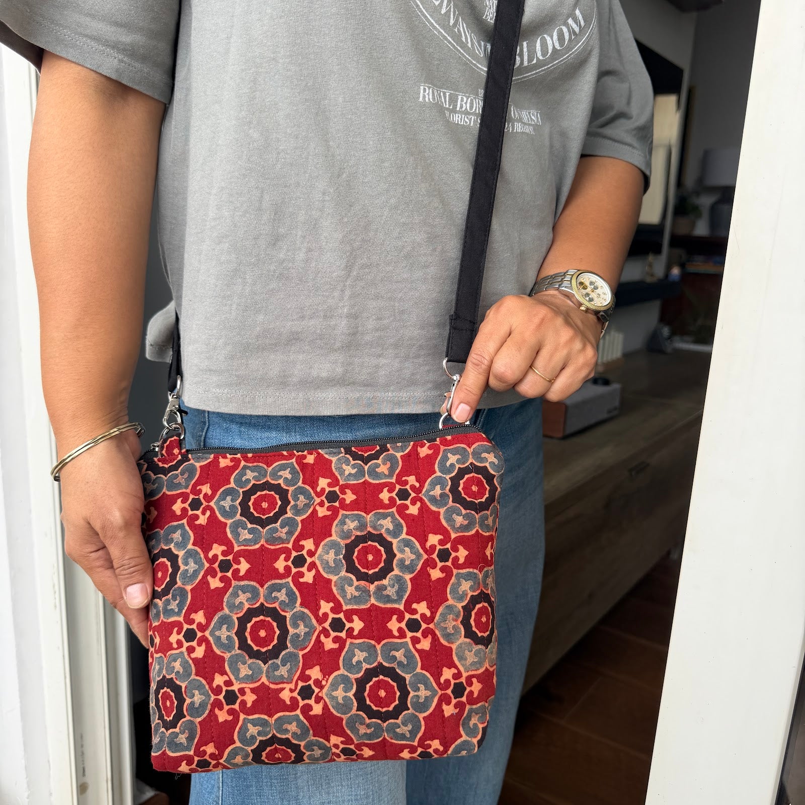 Cross body bags