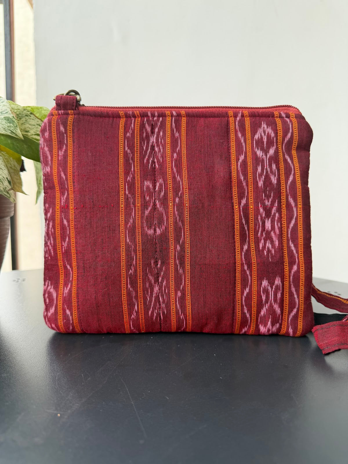 Cross body bags