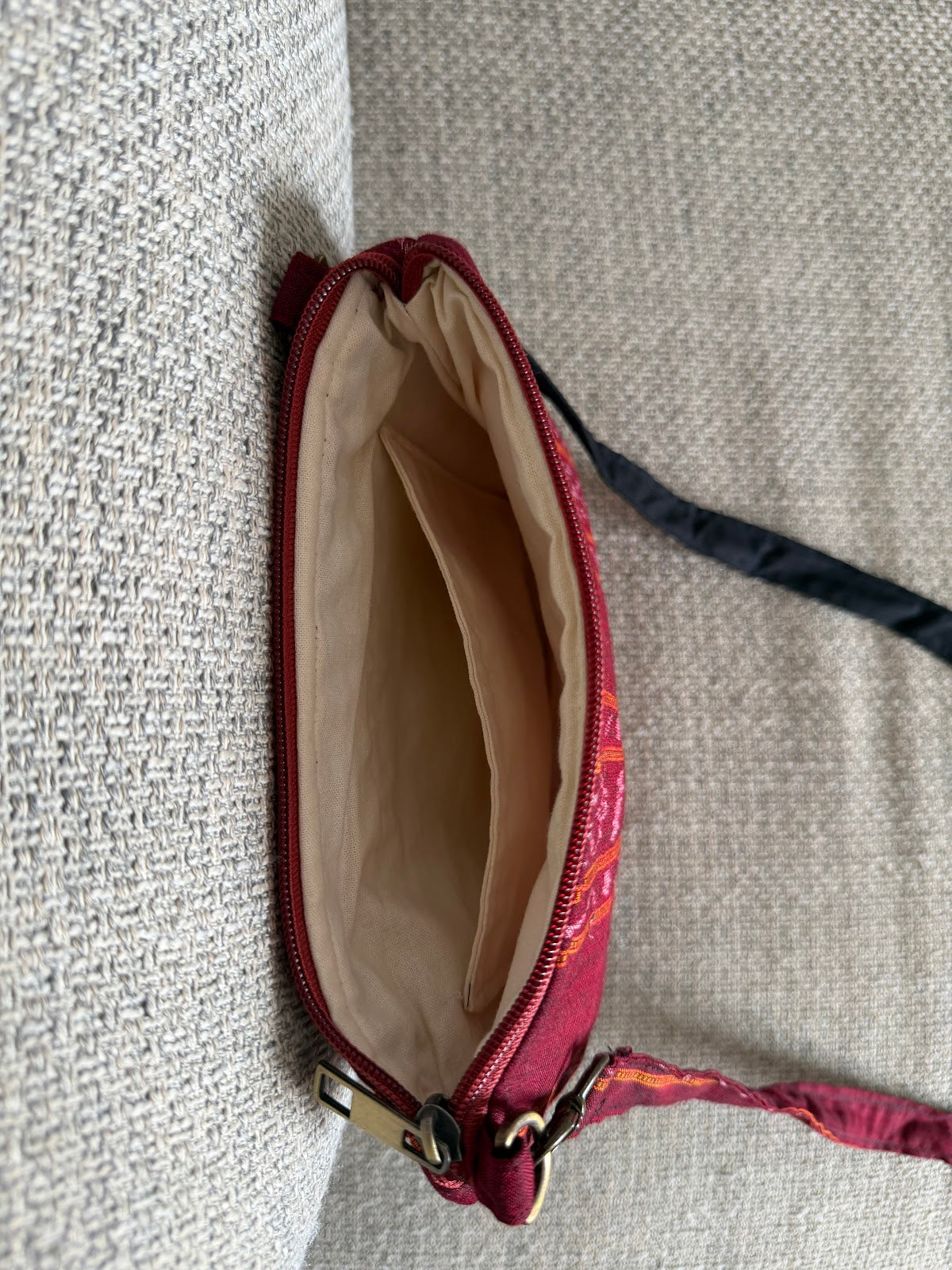 Cross body bags