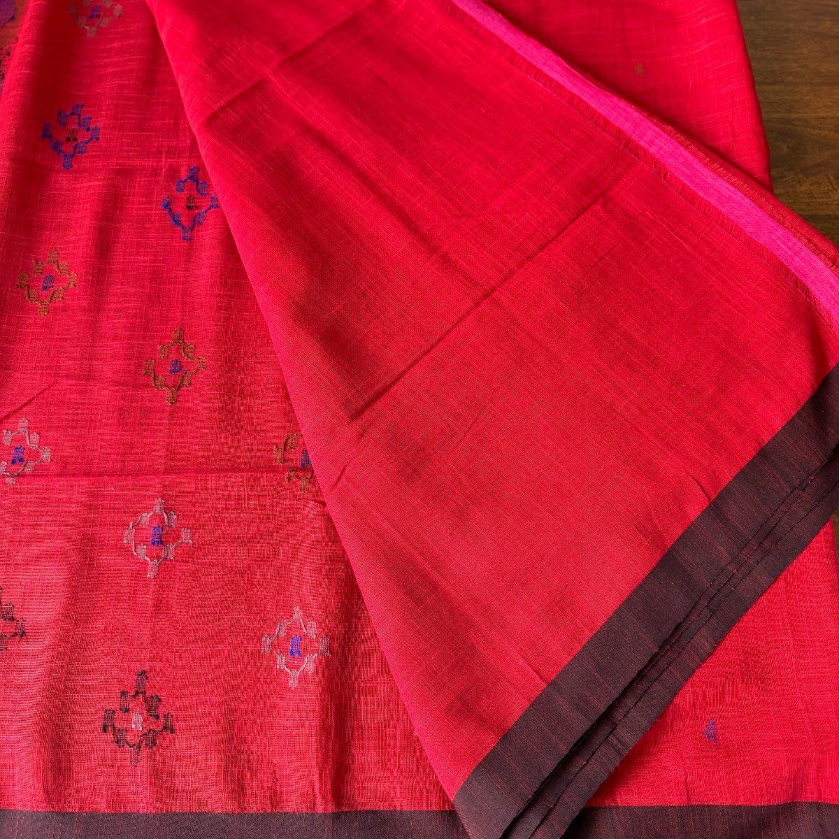 Crimson Red Handloom Cotton Saree