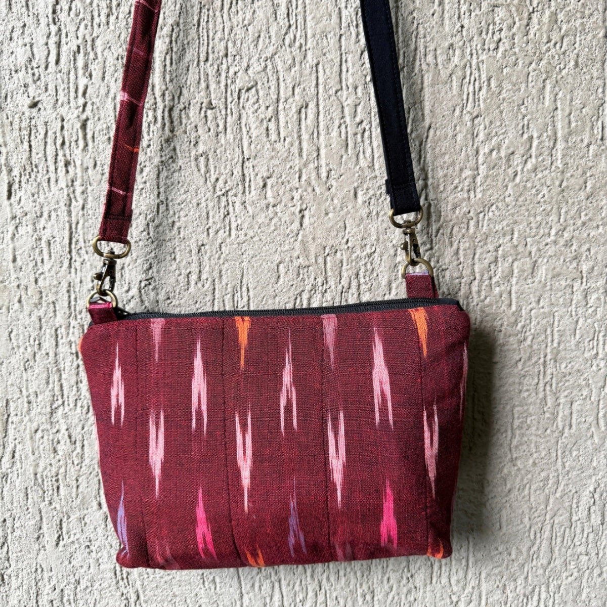 Cross body bags