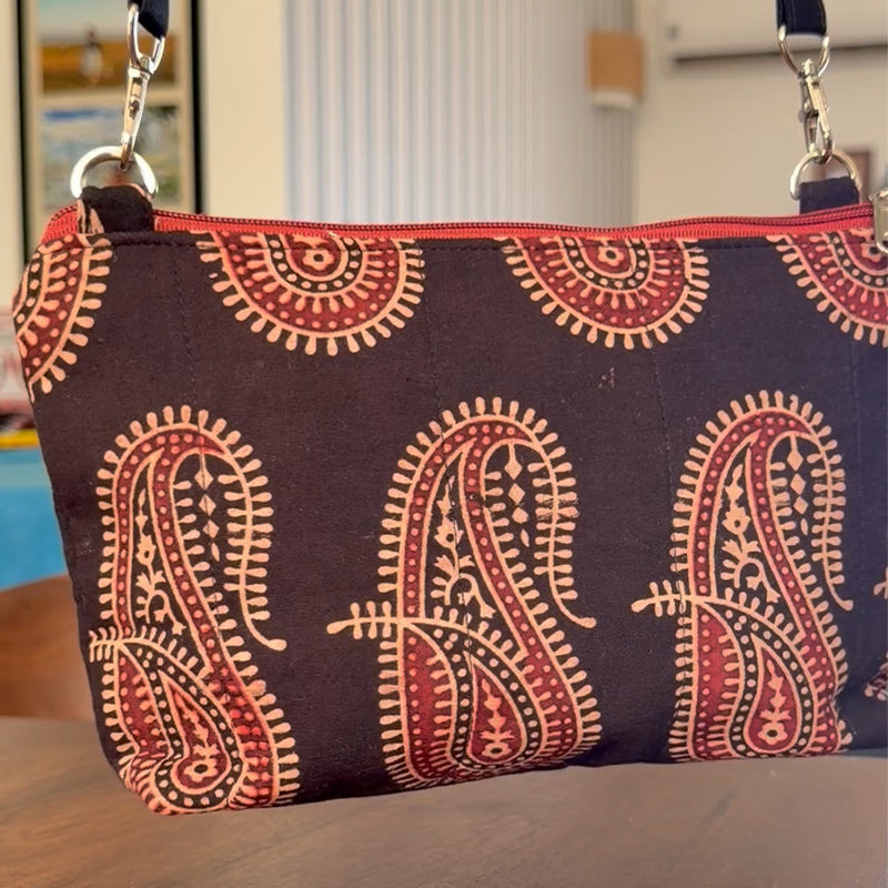 Sling bag