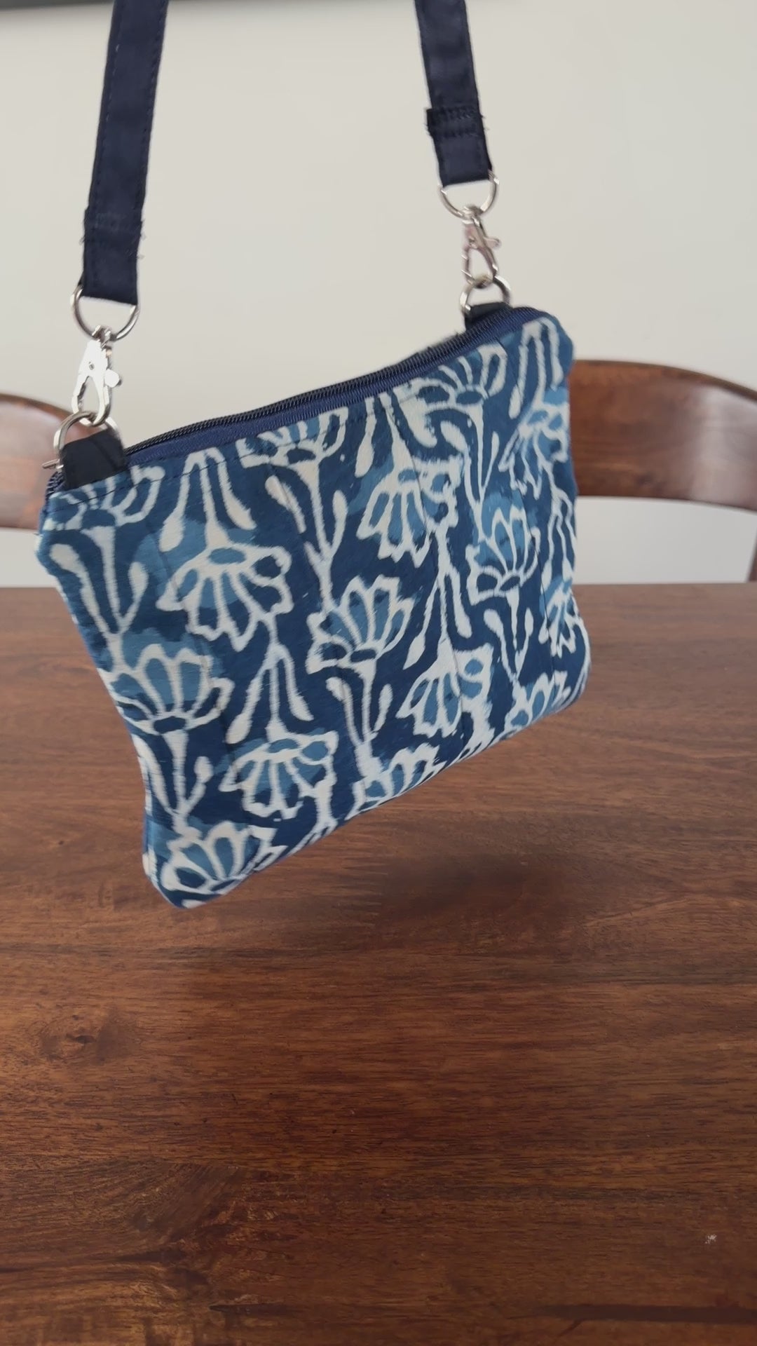 Cross body bags