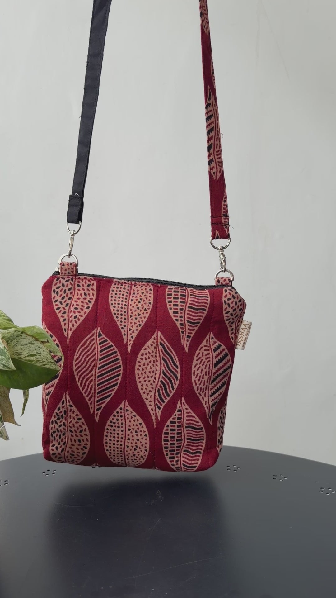 Cross body bags