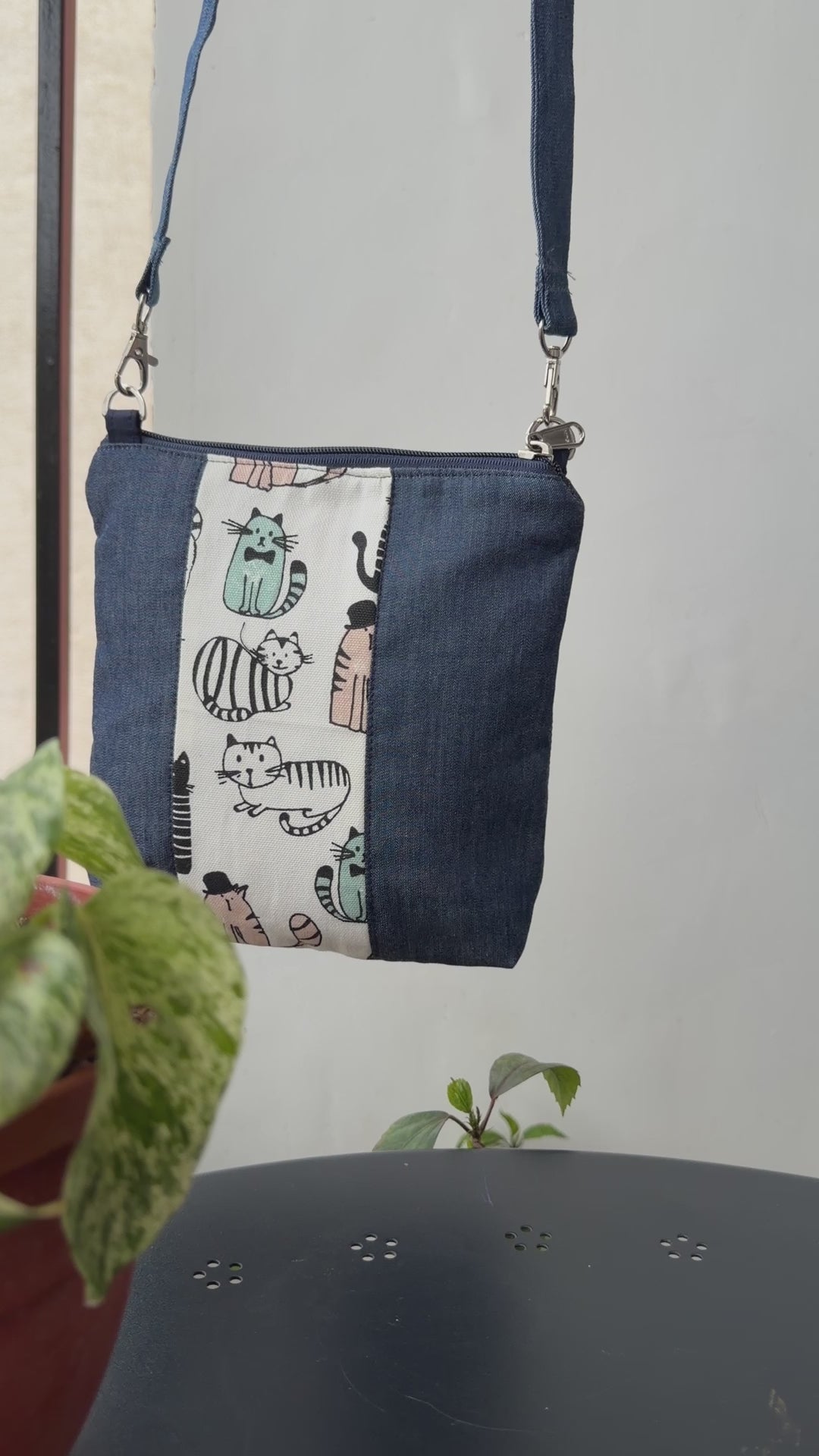 Cross body bags