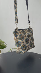 Cross body bags